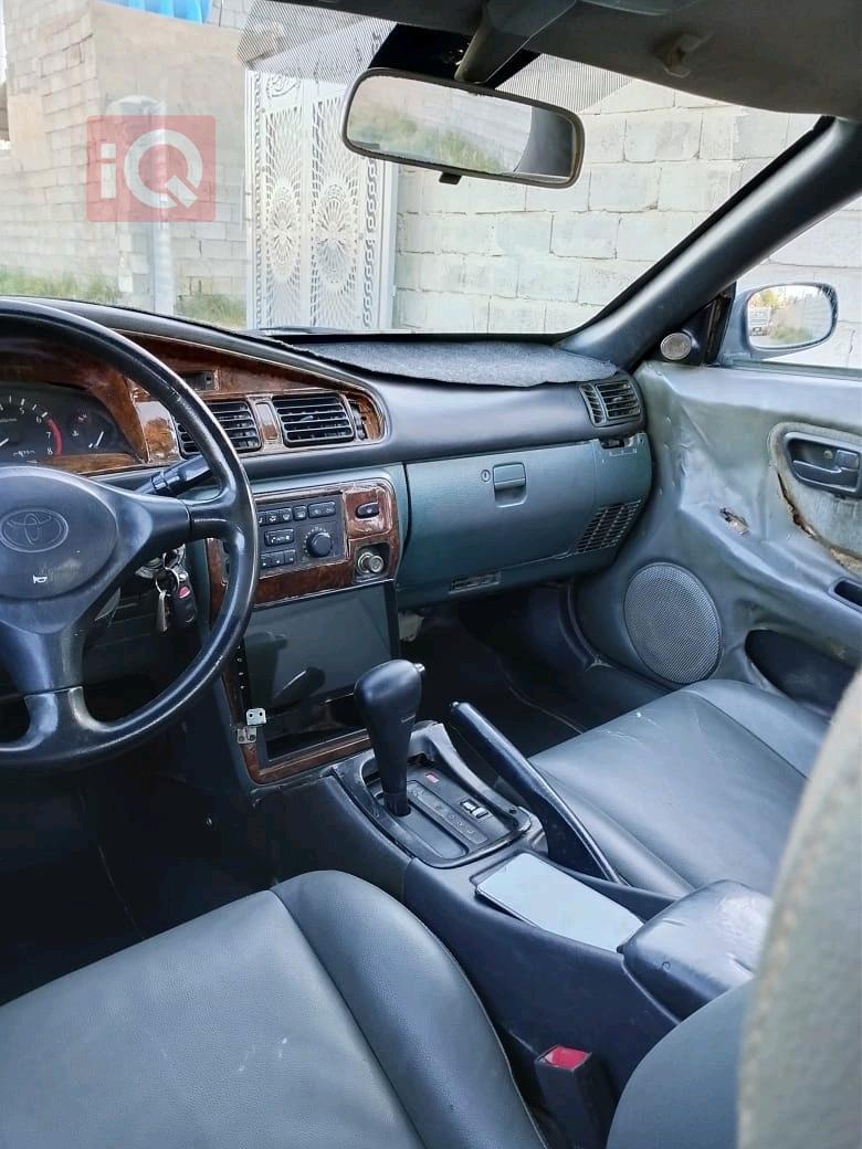 تۆیۆتا کارینا